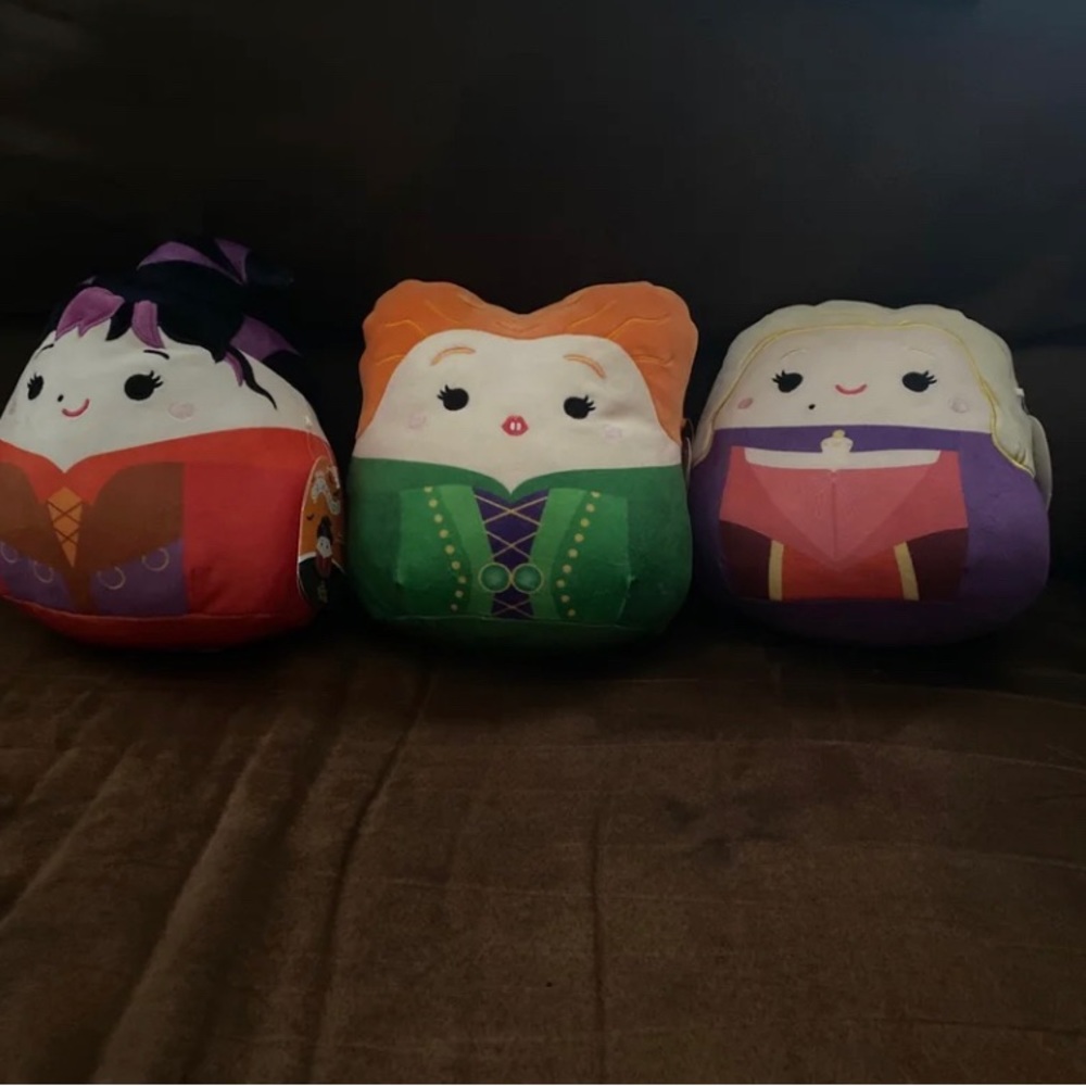 It’s the Sanderson sisters! 
8” beauties, brand new